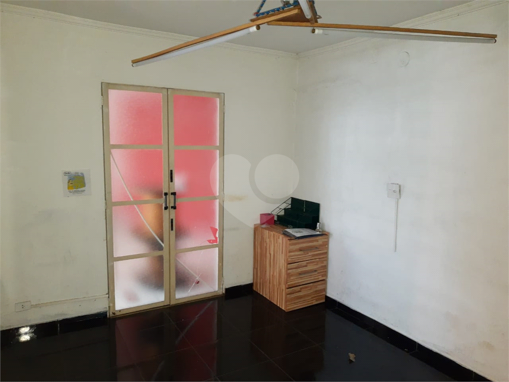 PRÉDIO INTEIRO em PIRITUBA