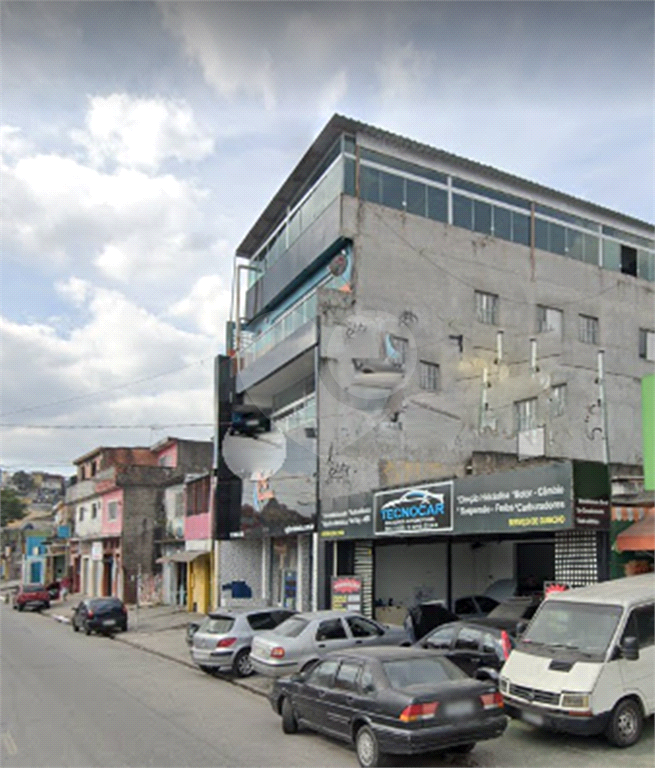 PRÉDIO INTEIRO em JARAGUÁ