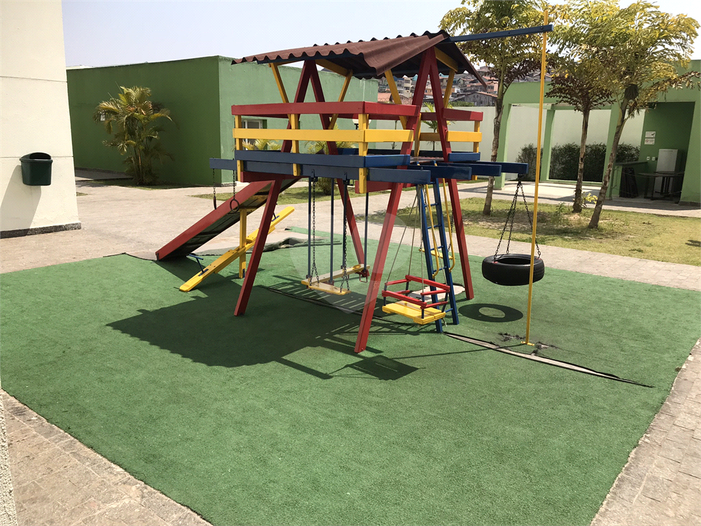 Apartamento Duplex  à venda com 160 metros, localizado no bairro Jardim Las Vegas, Guarulhos, SP 