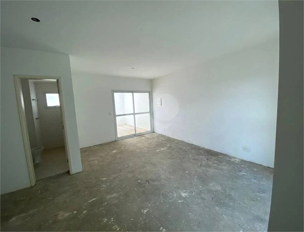 Apartamento Duplex  à venda com 160 metros, localizado no bairro Jardim Las Vegas, Guarulhos, SP 