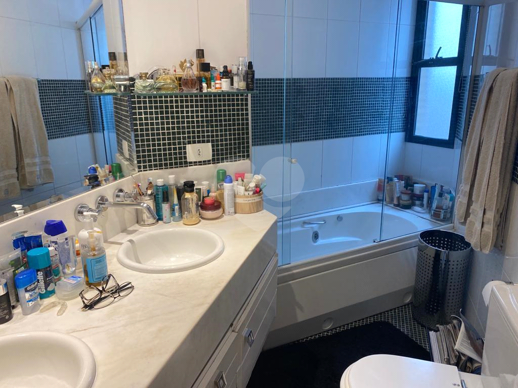 Apartamento em  PERDIZES com 173,31 m²