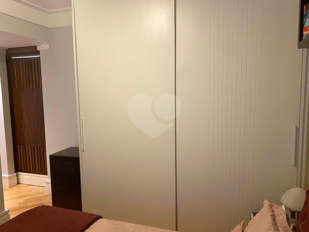 Apartamento em  PERDIZES com 173,31 m²