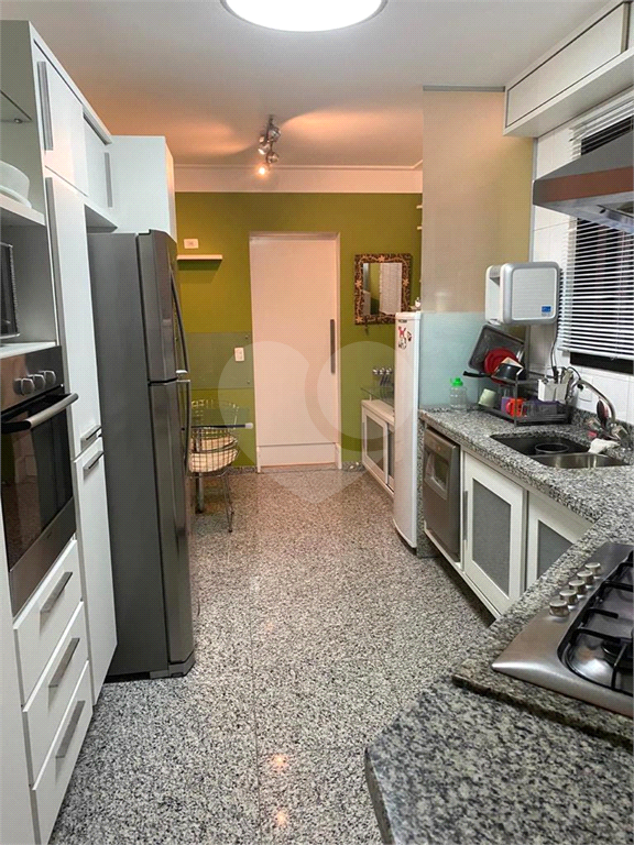 Apartamento em  PERDIZES com 173,31 m²
