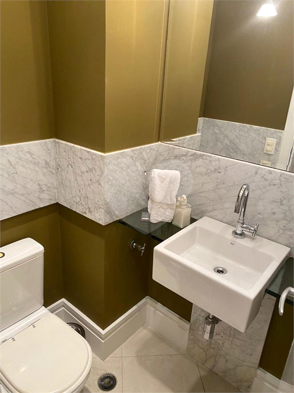 Apartamento em  PERDIZES com 173,31 m²
