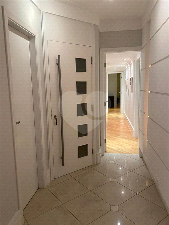 Apartamento em  PERDIZES com 173,31 m²