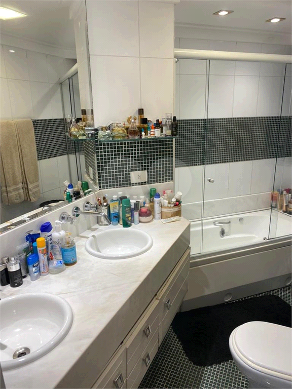Apartamento em  PERDIZES com 173,31 m²