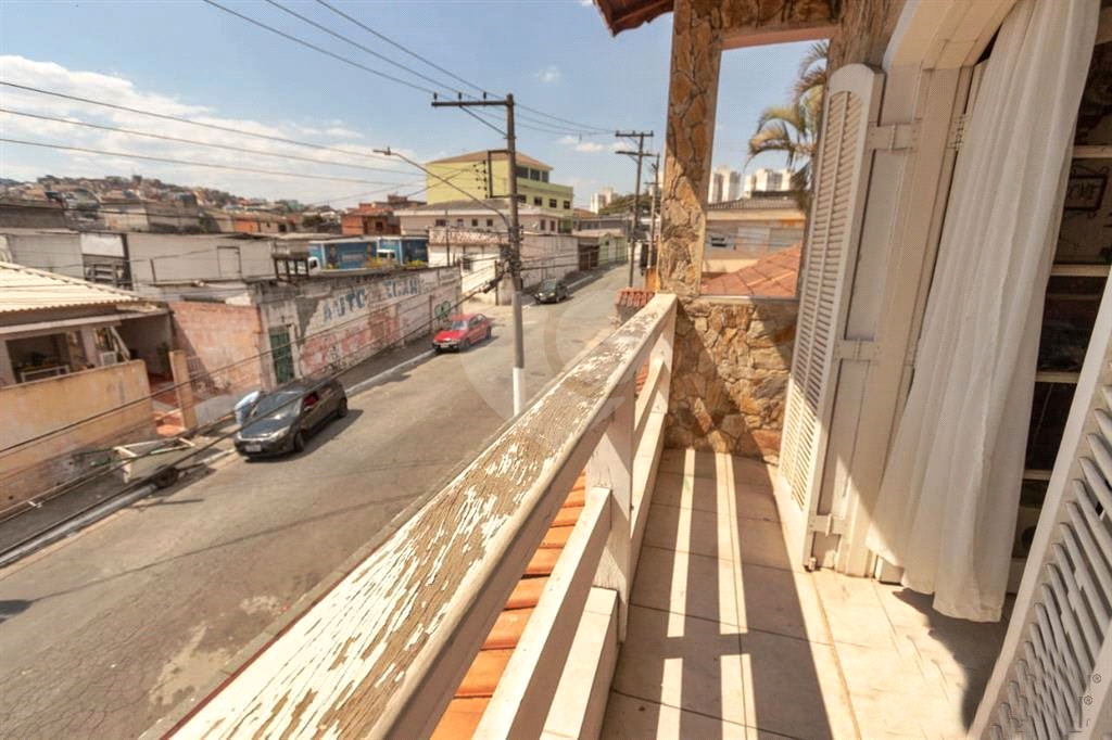 Excelente sobrado de esquina