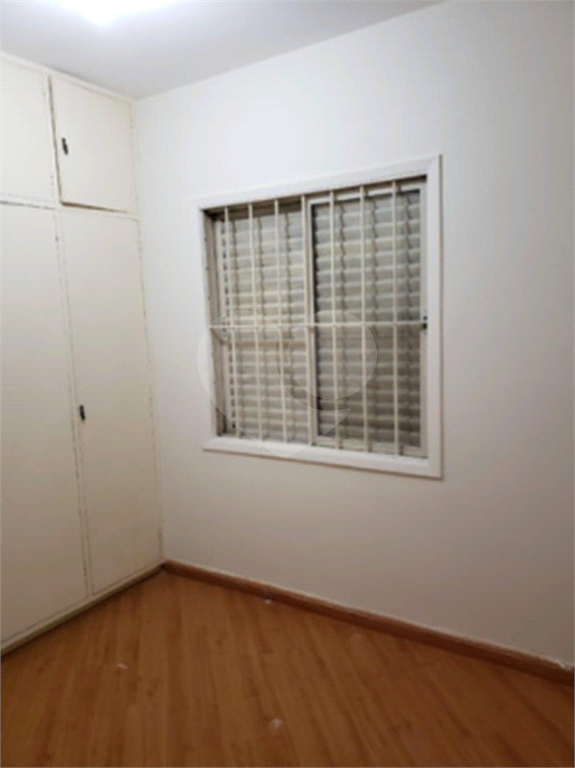 APARTAMENTO em VILA MASCOTE