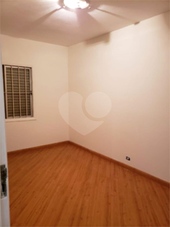 APARTAMENTO em VILA MASCOTE