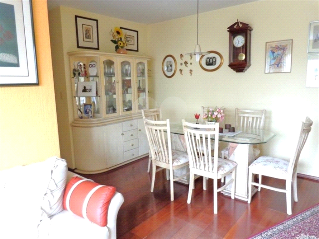 APARTAMENTO em FREGUESIA DO Ó