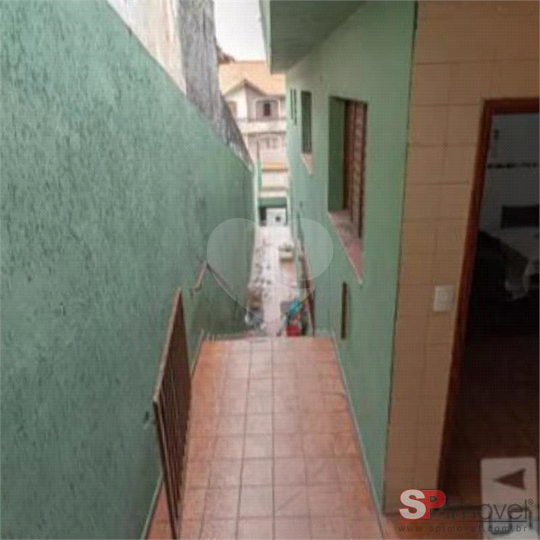 Casa à venda com 2 quartos, 200m² - Foto 3