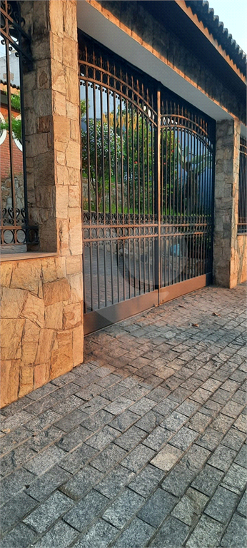Sobrado Jardim São Bento | 312m² | 4 Dormitórios (2 Suítes) | 5 vagas | Lazer Completo