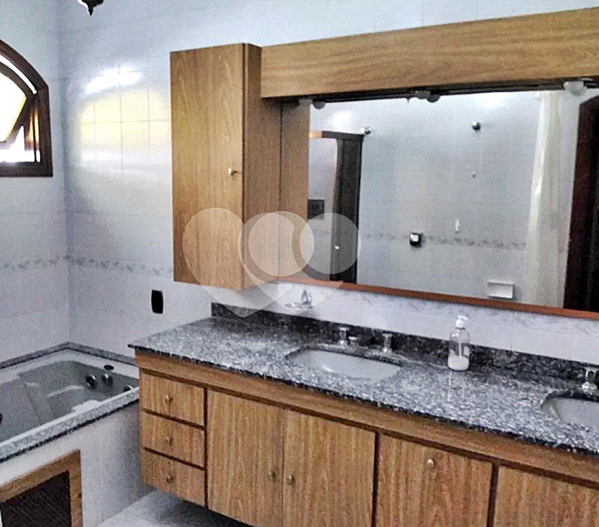 Sobrado Jardim São Bento | 312m² | 4 Dormitórios (2 Suítes) | 5 vagas | Lazer Completo