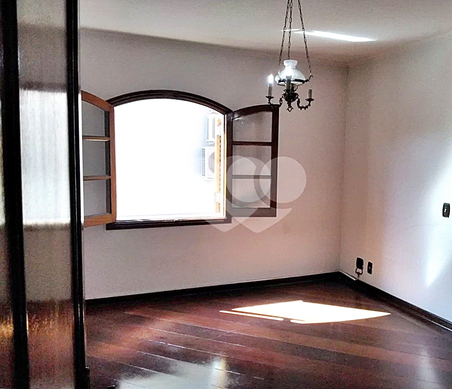 Sobrado Jardim São Bento | 312m² | 4 Dormitórios (2 Suítes) | 5 vagas | Lazer Completo