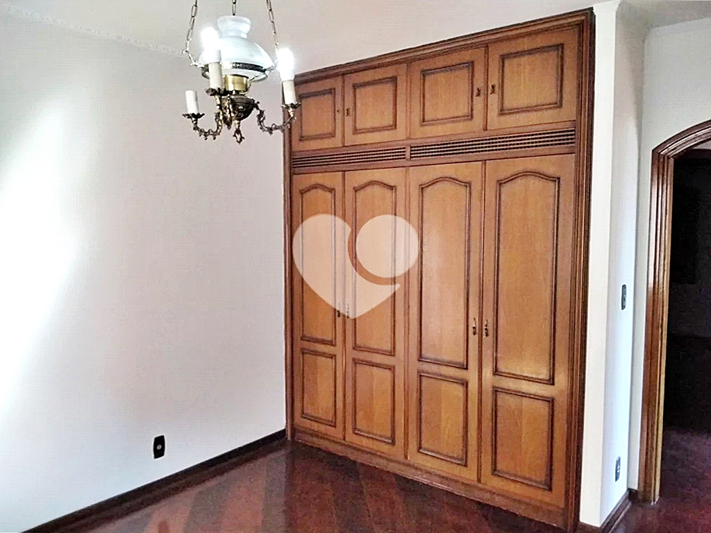 Sobrado Jardim São Bento | 312m² | 4 Dormitórios (2 Suítes) | 5 vagas | Lazer Completo