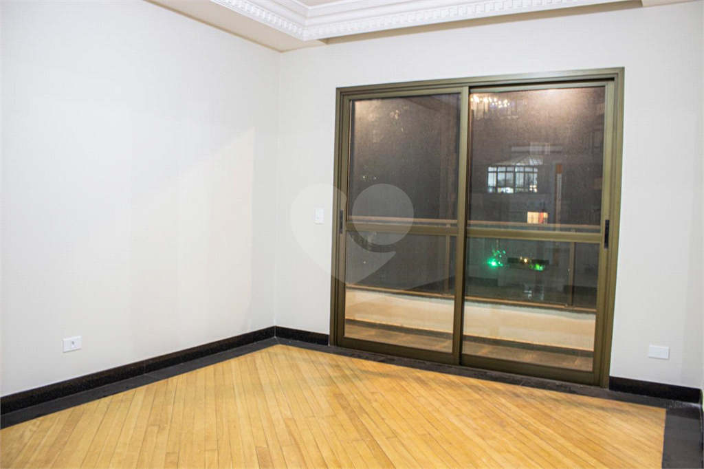 APARTAMENTO em VILA SÔNIA