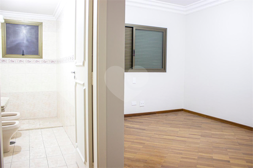 APARTAMENTO em VILA SÔNIA
