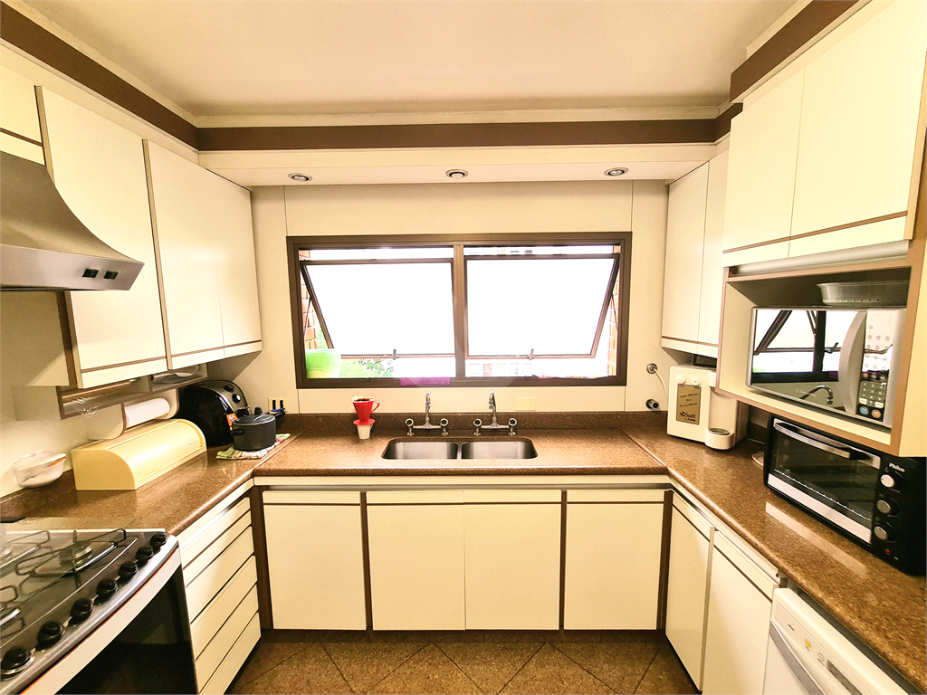 Apartamento alto padrão  à venda no Jardim Paulista