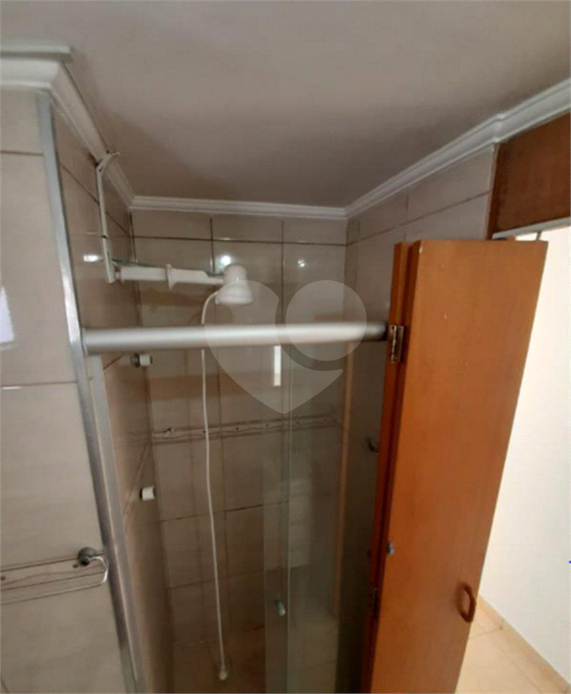 APARTAMENTO em PARQUE BRISTOL
