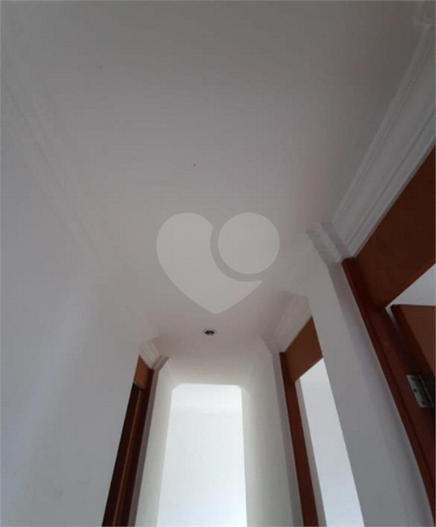 APARTAMENTO em PARQUE BRISTOL