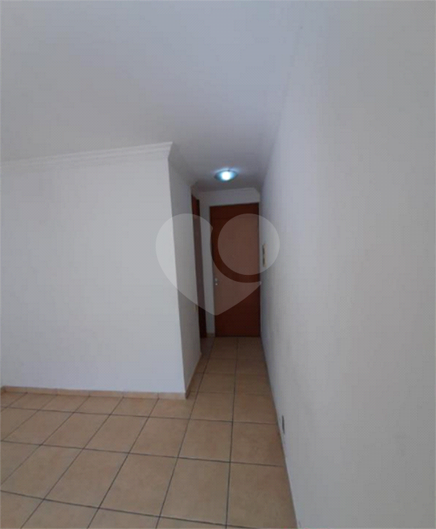 APARTAMENTO em PARQUE BRISTOL