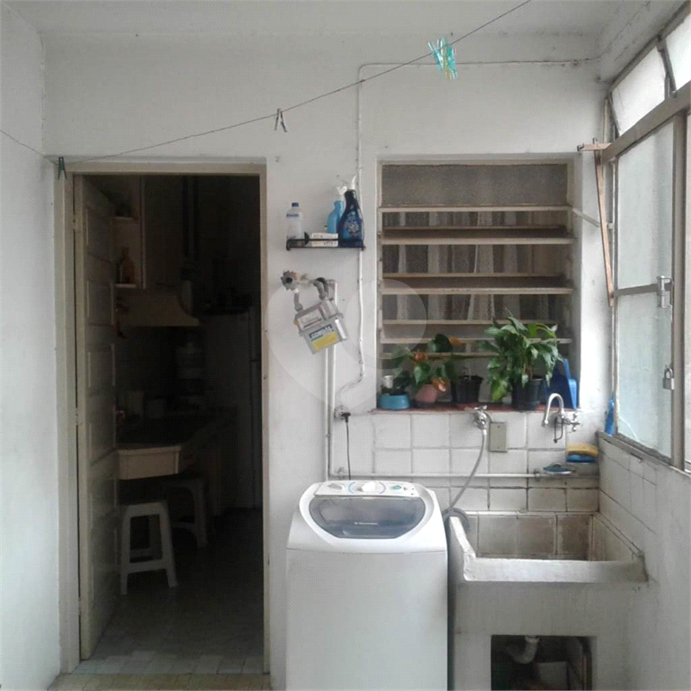 APARTAMENTO em VILA PRUDENTE