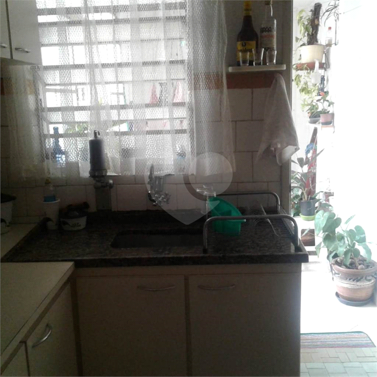 APARTAMENTO em VILA PRUDENTE