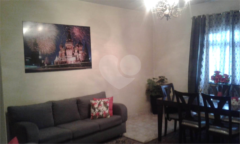 APARTAMENTO em VILA PRUDENTE