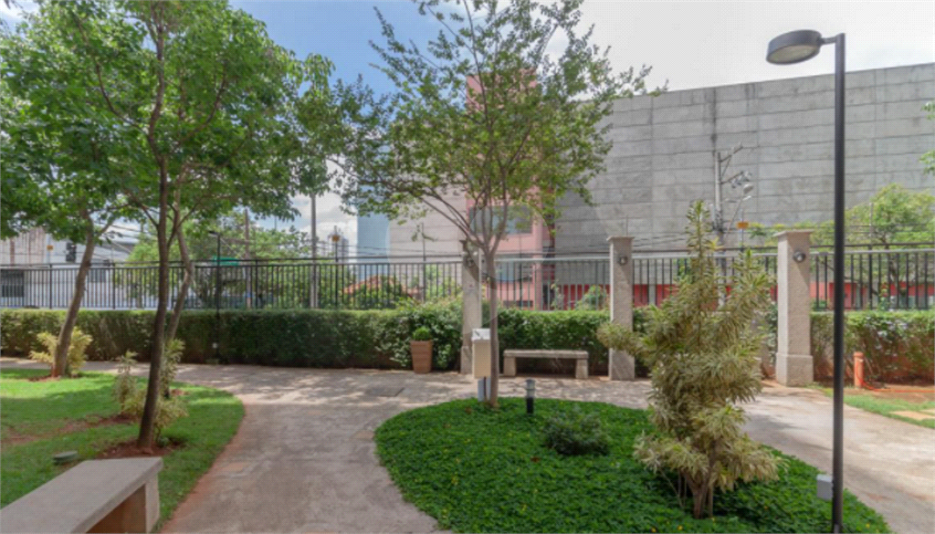 APARTAMENTO em SÃO JOÃO CLÍMACO