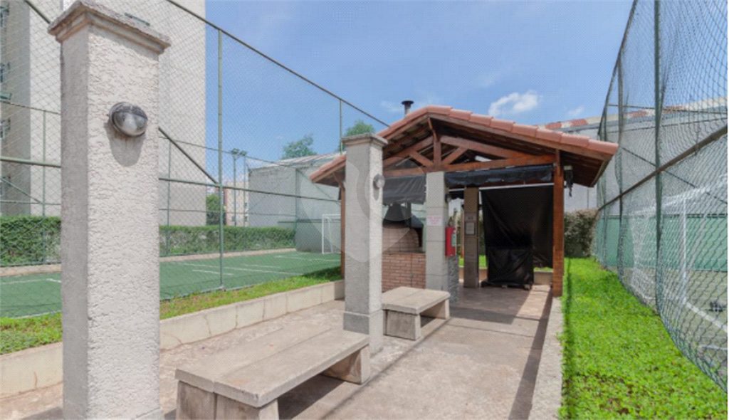 APARTAMENTO em SÃO JOÃO CLÍMACO