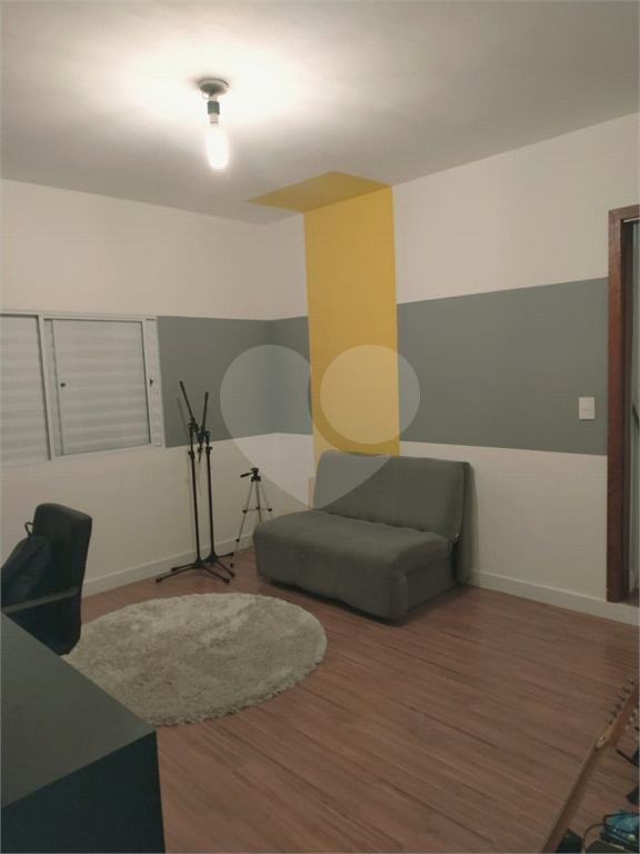 casa com 160m 3 dorm 2 banheiros com 3 vagas de garagem