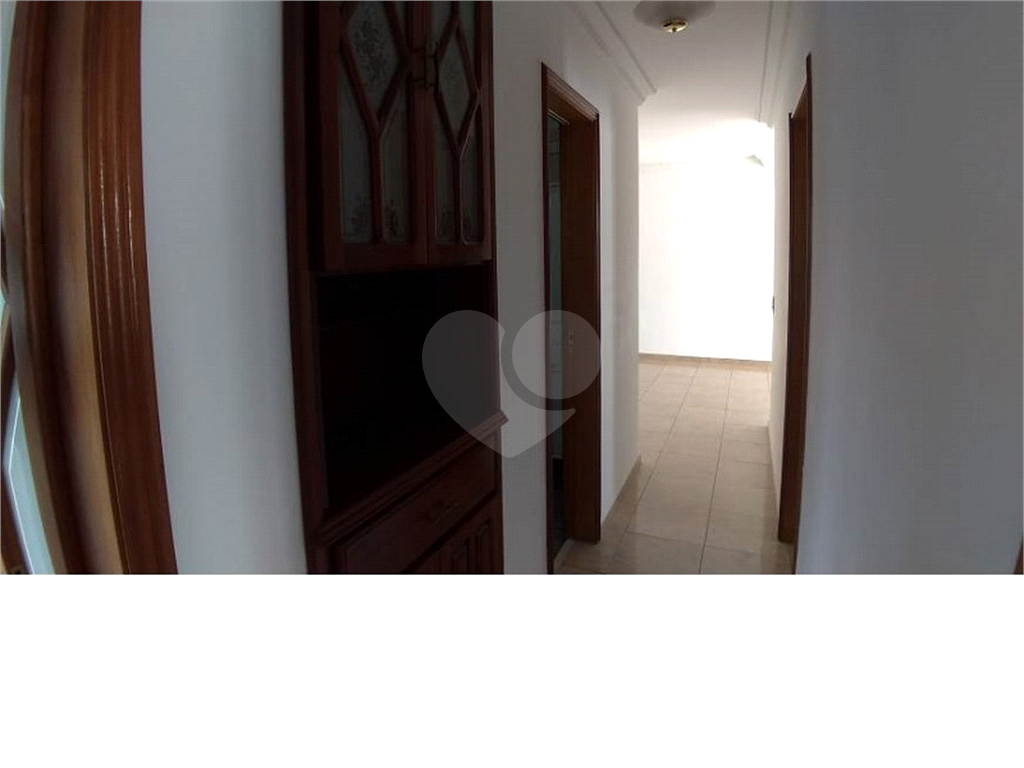 Apartamento à Venda em ótimo condominio em Santa Terezinha