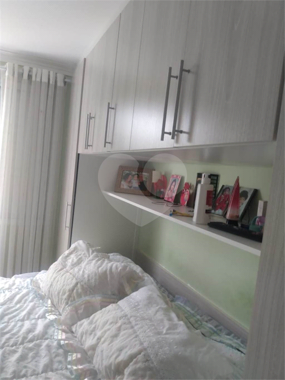 APARTAMENTO em ITAQUERA