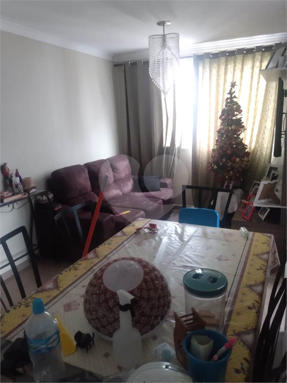 APARTAMENTO em ITAQUERA