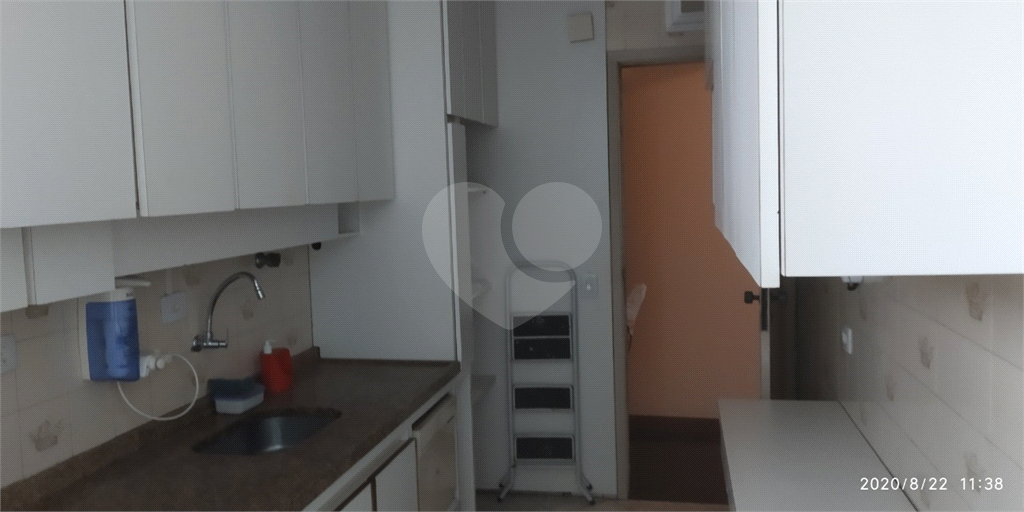 APARTAMENTO em SANTANA