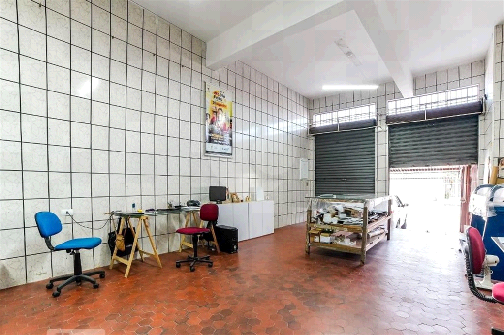 Imóvel também para INVESTIDOR - COMERCIAL E RESIDENCIAL, Próximo Metrô 15minutos a pé - VILA GUSTAVO