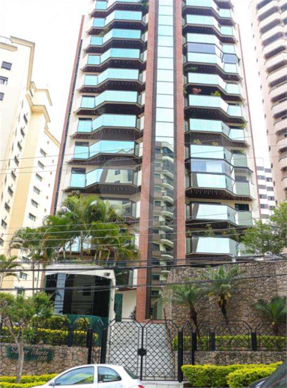 APARTAMENTO em TATUAPÉ