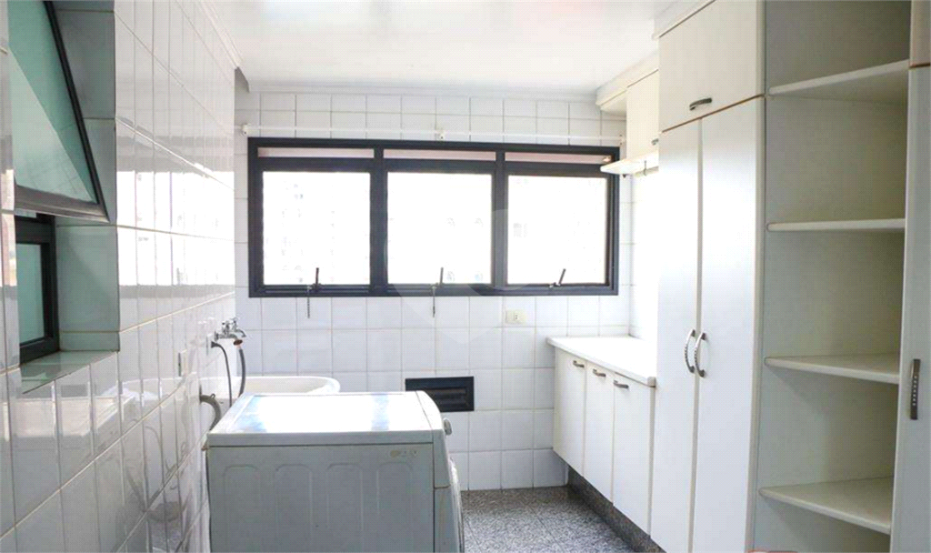 APARTAMENTO em TATUAPÉ