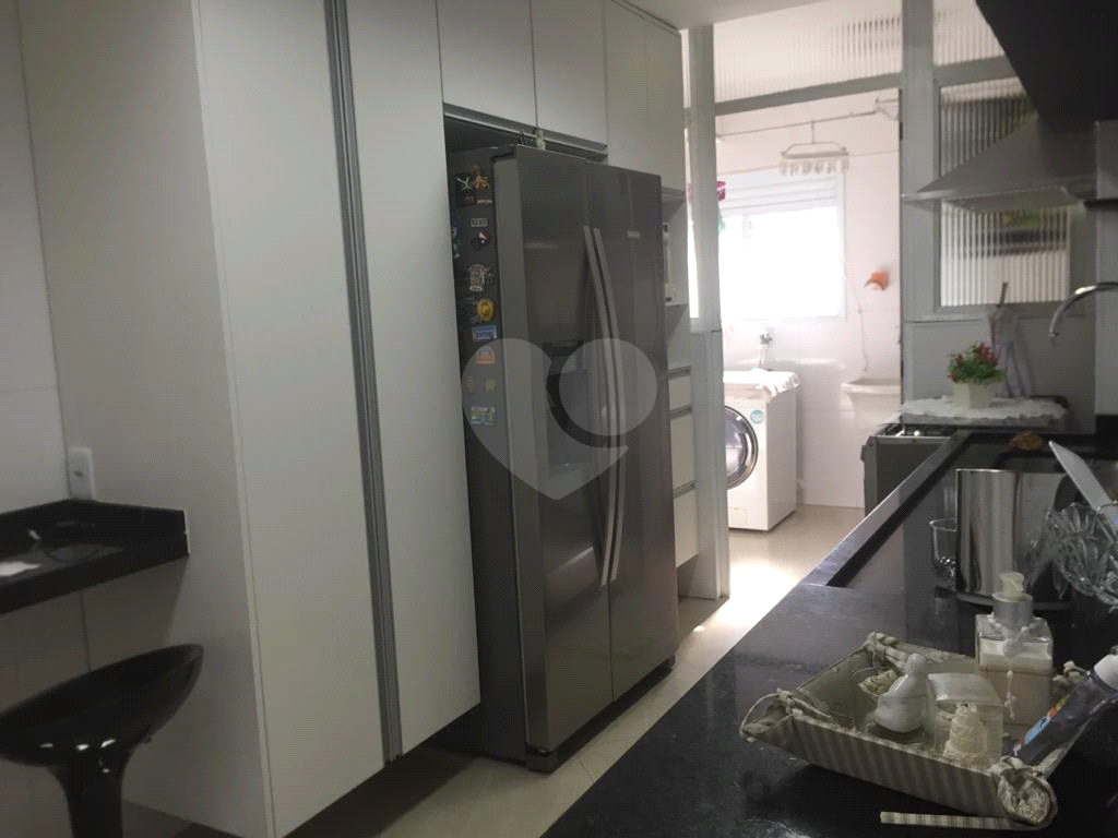 APARTAMENTO em SANTANA