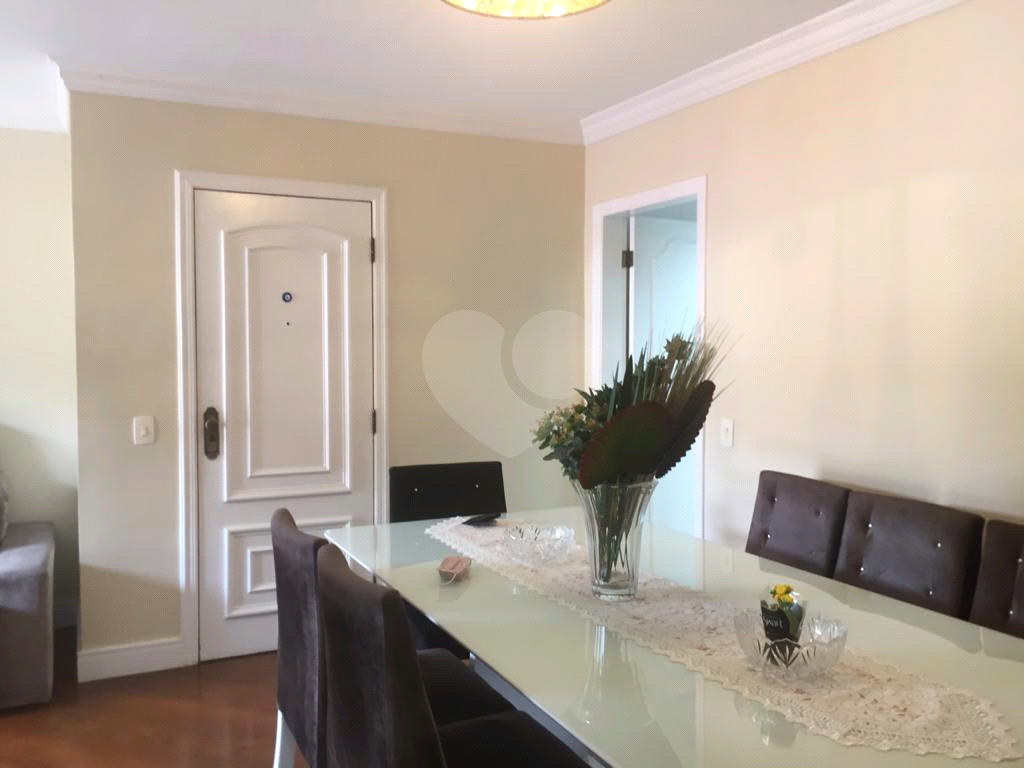 APARTAMENTO em SANTANA