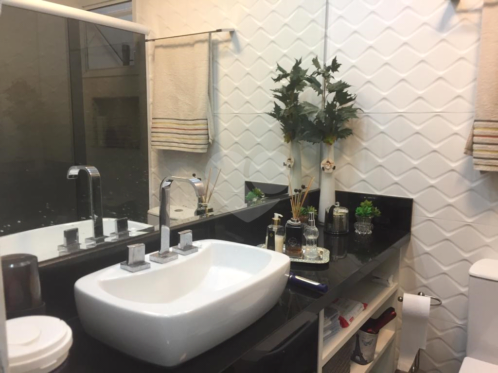 APARTAMENTO em SANTANA