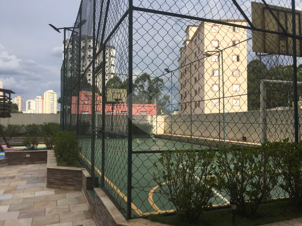 APARTAMENTO em SANTANA