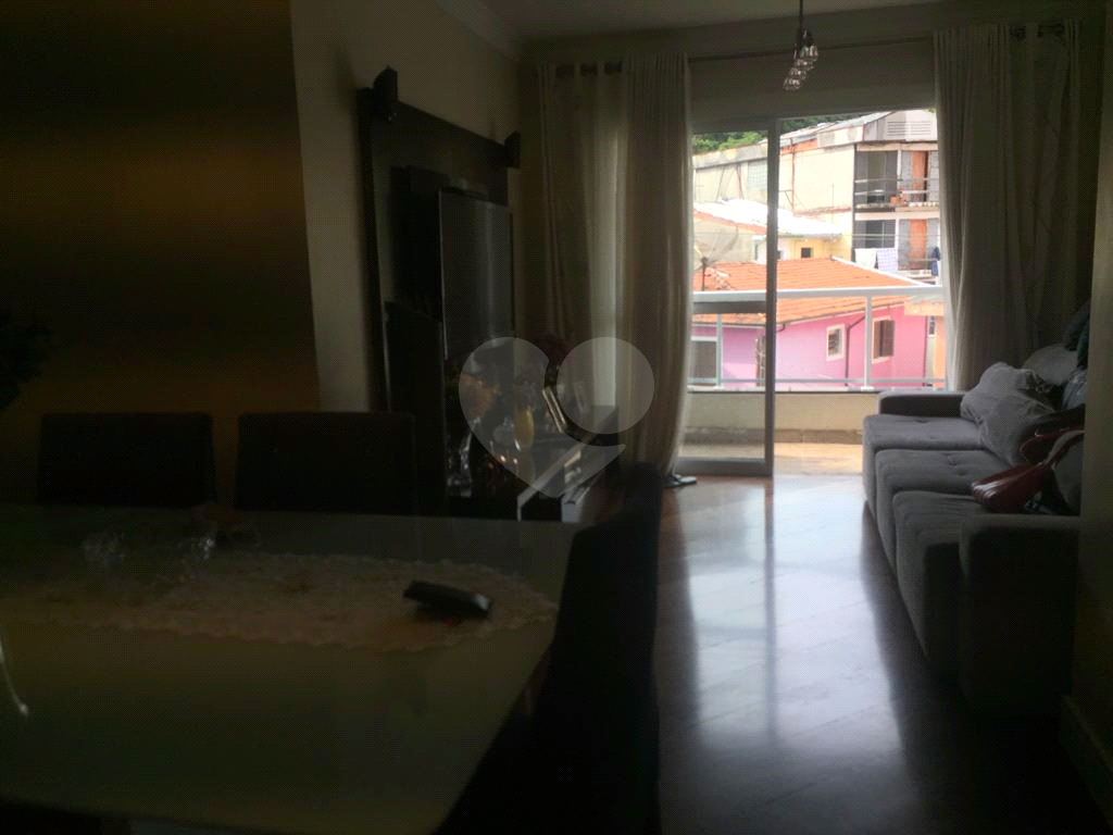 APARTAMENTO em SANTANA