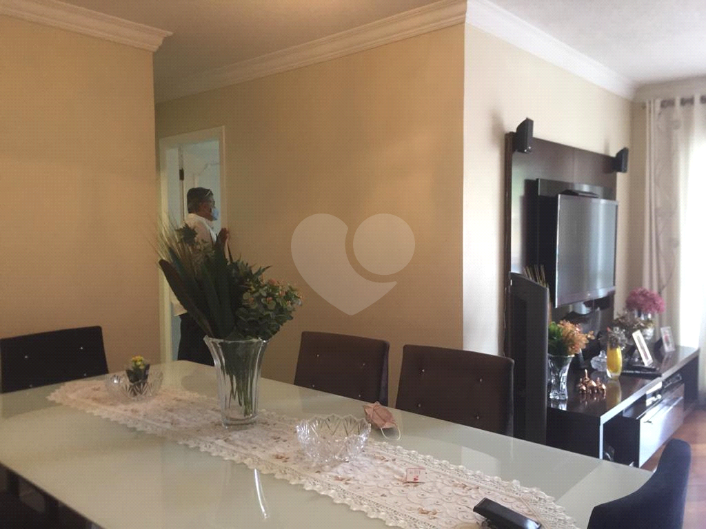 APARTAMENTO em SANTANA