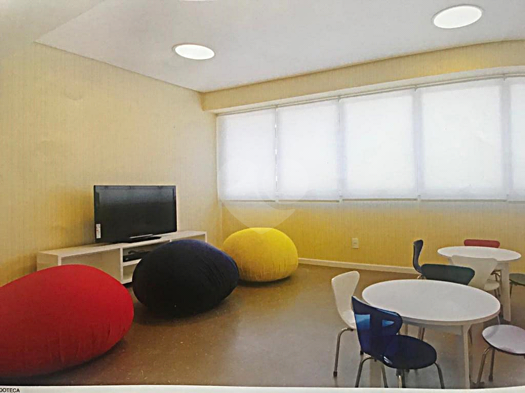 Estuda PERMUTA por casa maior na região. 