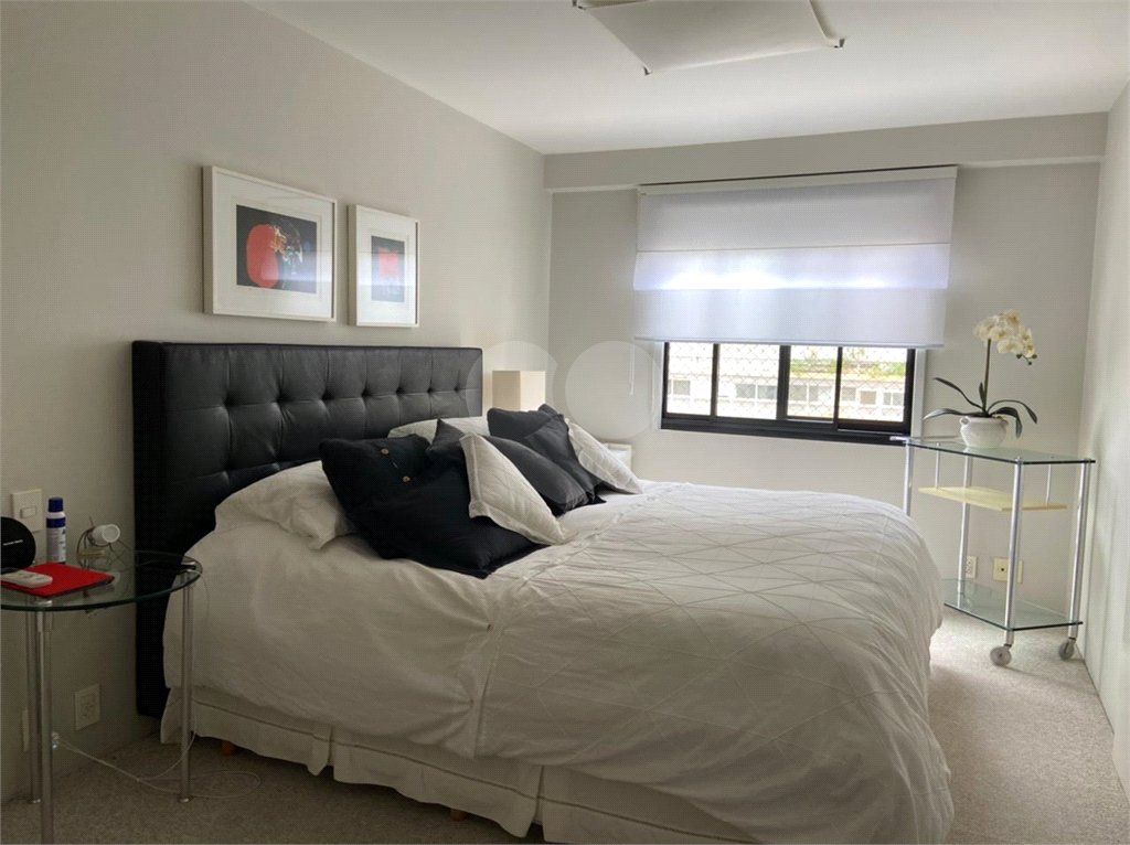 APARTAMENTO em HIGIENÓPOLIS