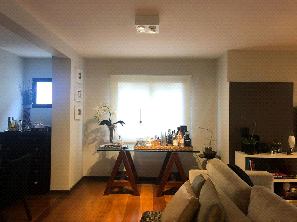 APARTAMENTO em HIGIENÓPOLIS