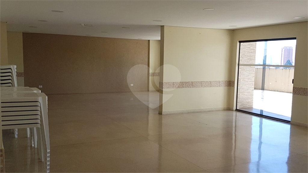 APARTAMENTO em VILA FORMOSA