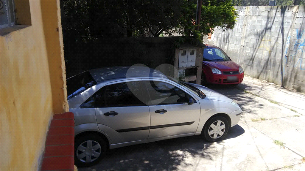 Casa com terreno no Horto Florestal