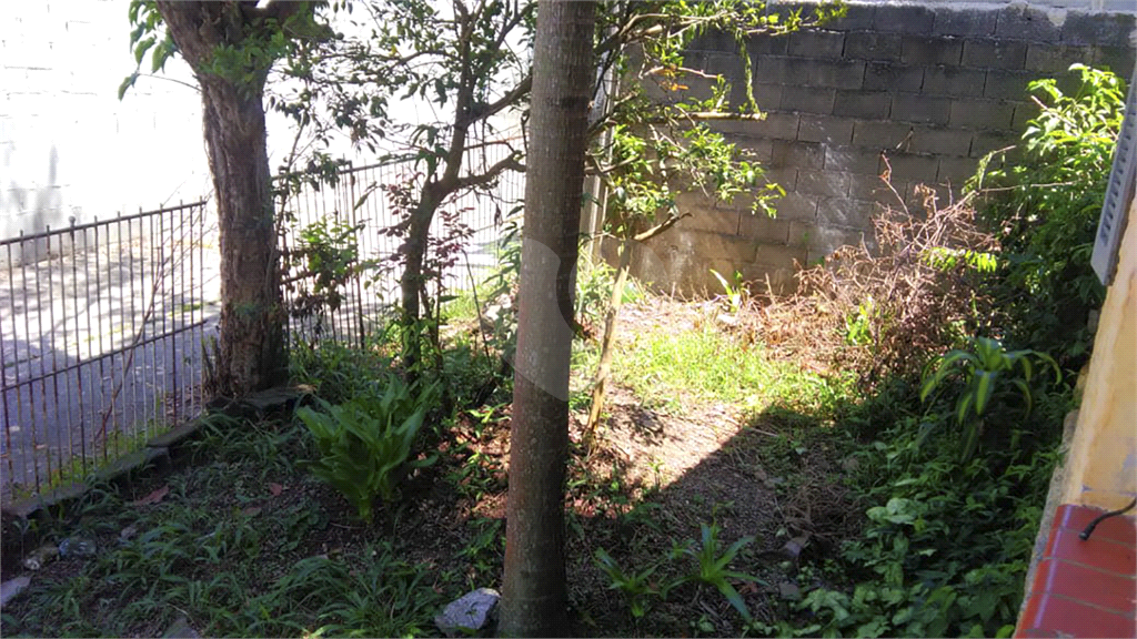 Casa com terreno no Horto Florestal